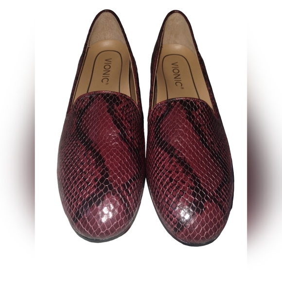 Vionic Willa Wine Boa Leather Flat Loafer size 7 - Picture 1 of 10